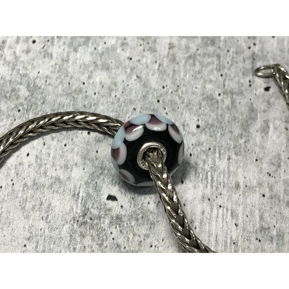 Trollbeads Glass Troll Bead ~ DOLLY ~ Retired 2010 - Picture 4 of 4